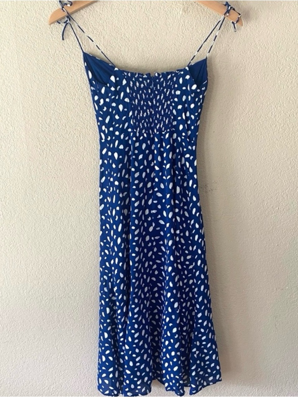 Reformation Juliette Midi Dress in Moray 2 - Picture 4 of 10